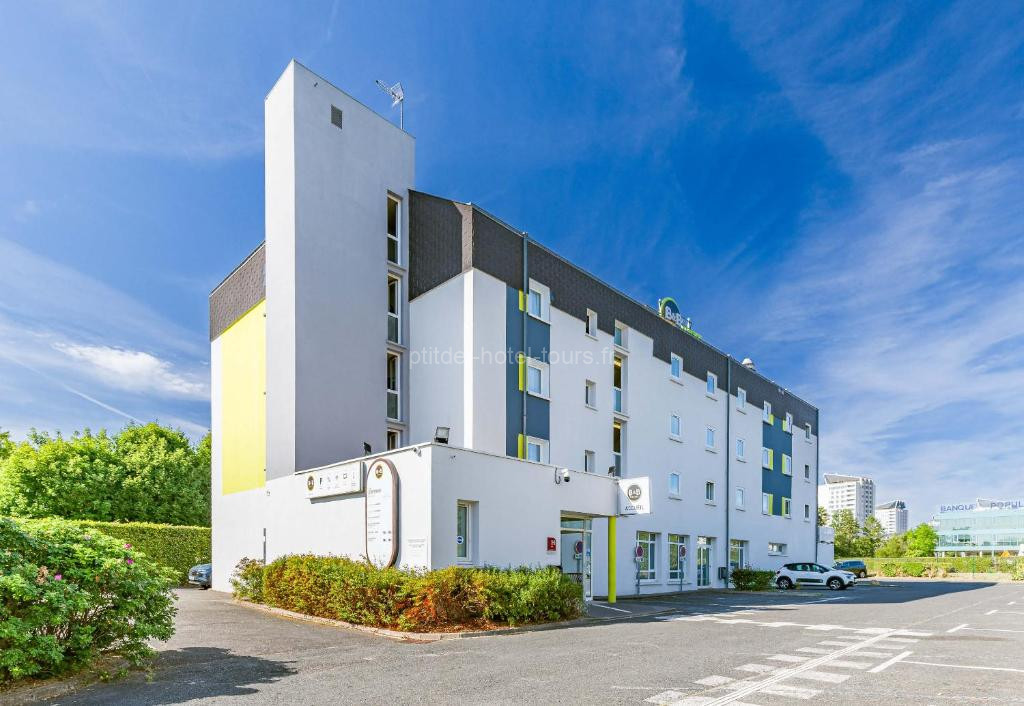 photo de B&B HOTEL Tours Parc Expo St-Avertin
