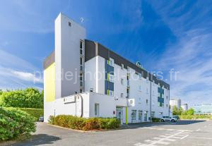Photo de l'Hôtels B&B HOTEL Tours Parc Expo St-Avertin à Saint-Avertin